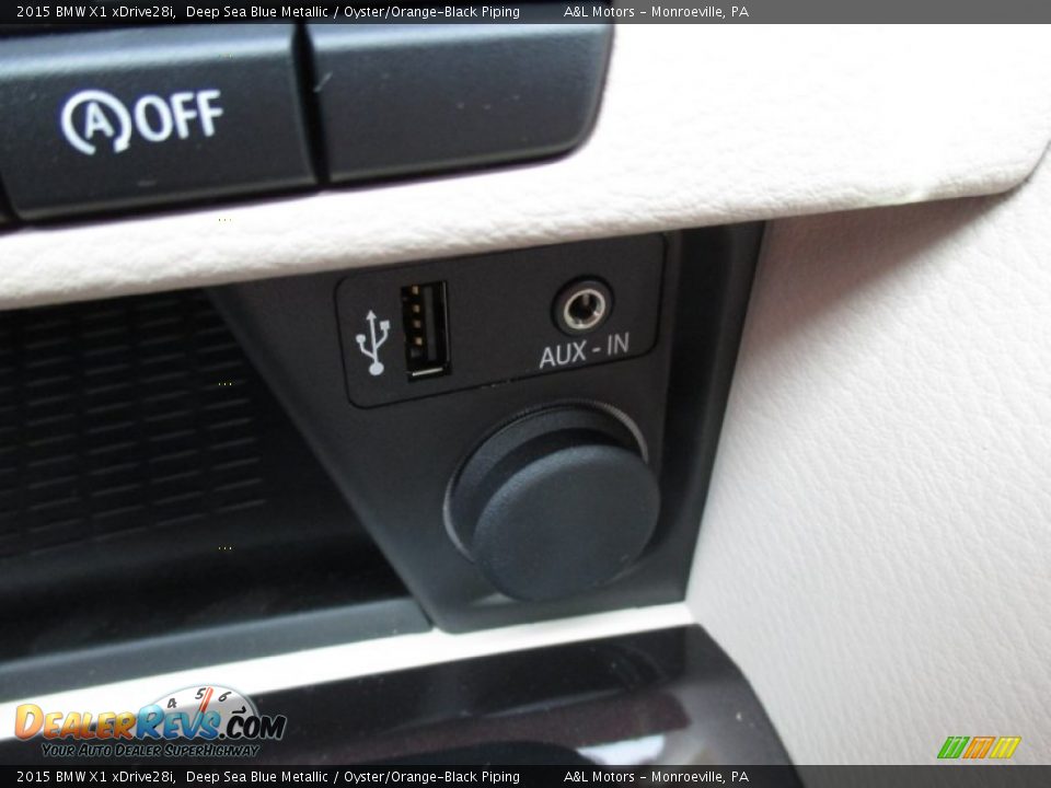 2015 BMW X1 xDrive28i Deep Sea Blue Metallic / Oyster/Orange-Black Piping Photo #18
