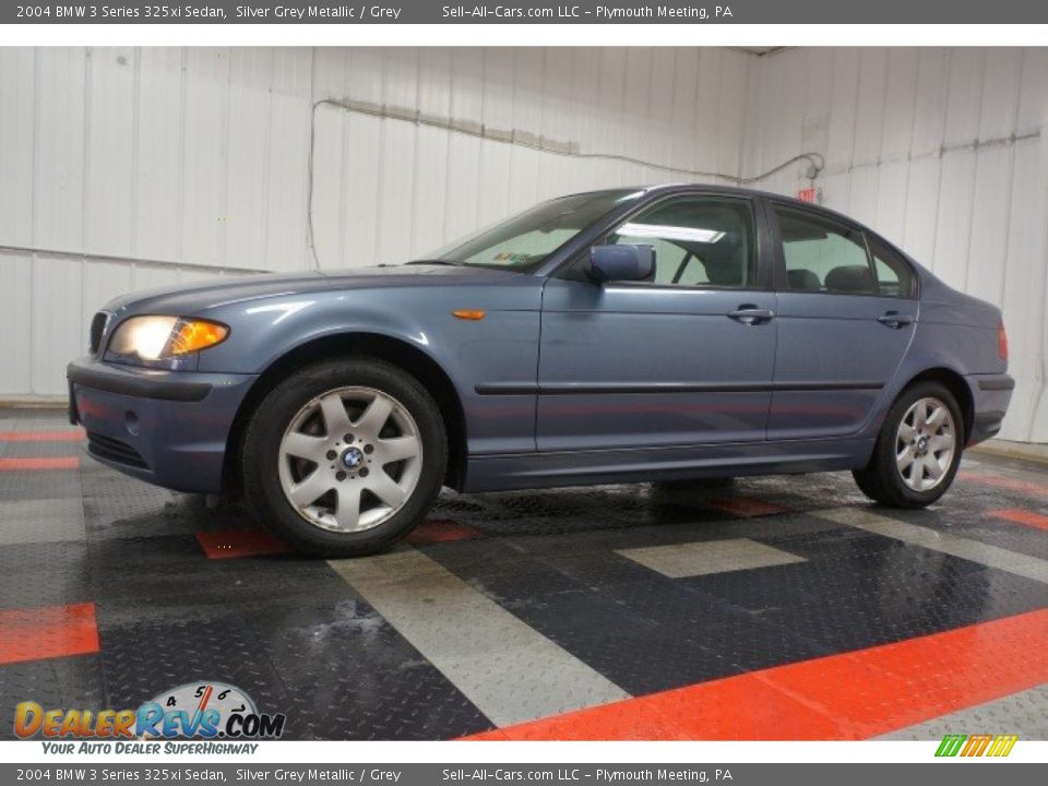 2004 BMW 3 Series 325xi Sedan Silver Grey Metallic / Grey Photo #2