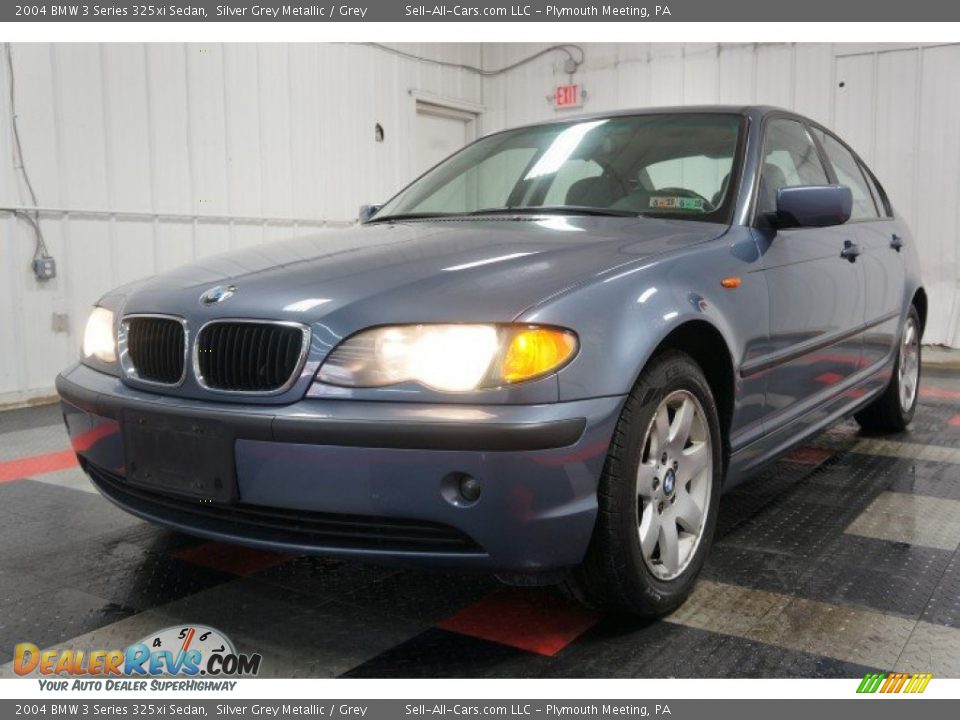 2004 BMW 3 Series 325xi Sedan Silver Grey Metallic / Grey Photo #3