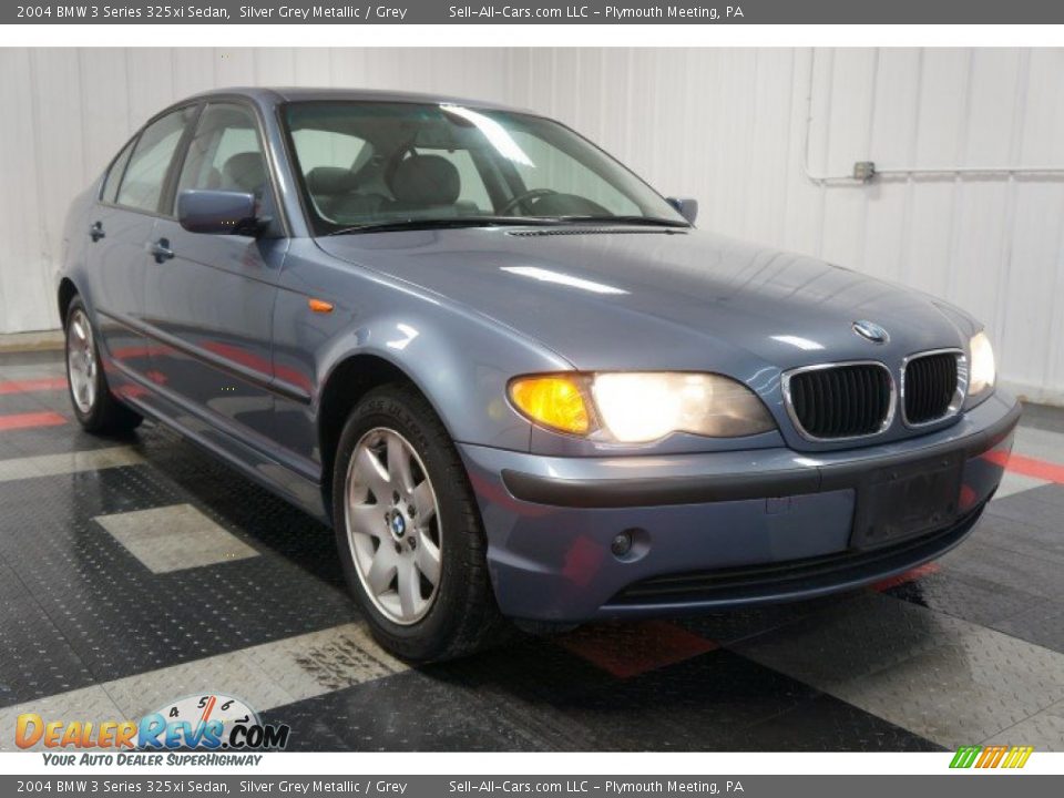 2004 BMW 3 Series 325xi Sedan Silver Grey Metallic / Grey Photo #5