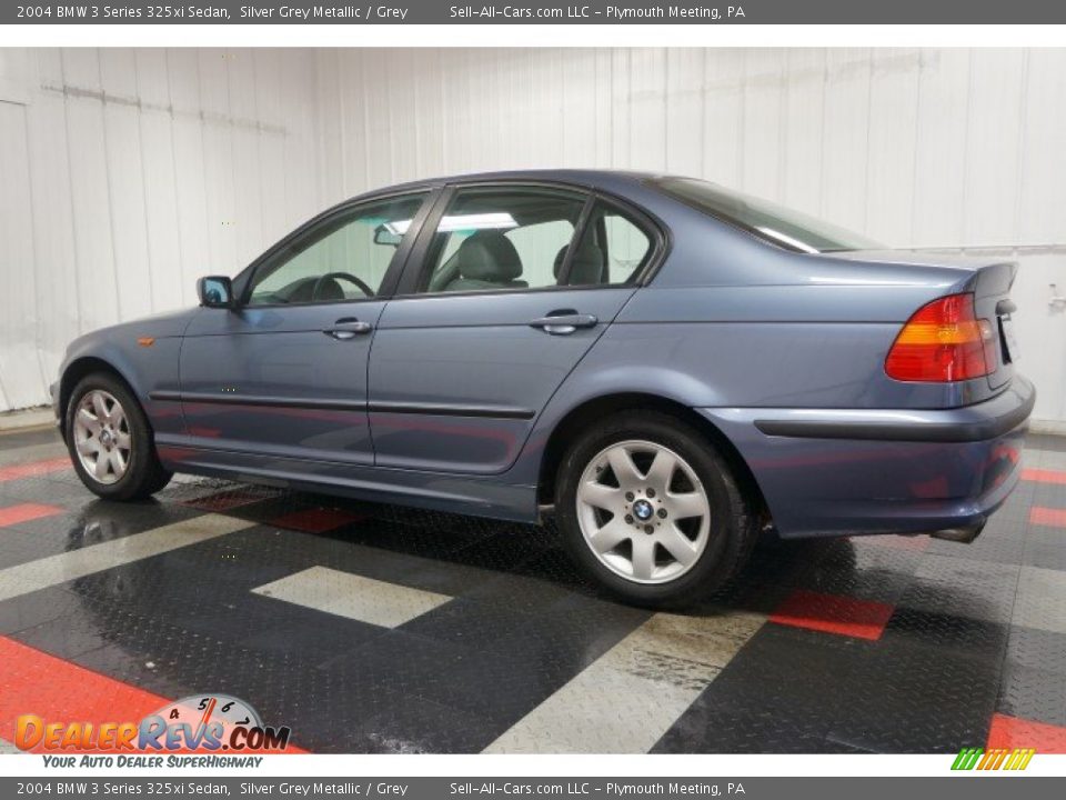 2004 BMW 3 Series 325xi Sedan Silver Grey Metallic / Grey Photo #11