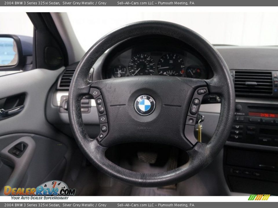 2004 BMW 3 Series 325xi Sedan Silver Grey Metallic / Grey Photo #22