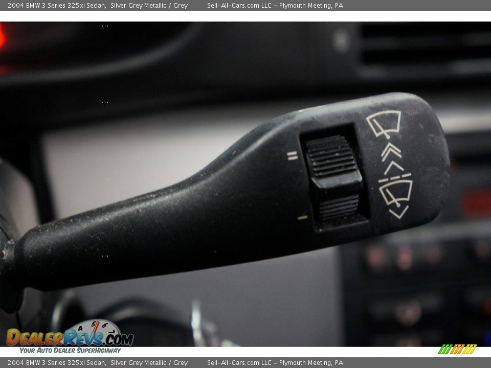 2004 BMW 3 Series 325xi Sedan Silver Grey Metallic / Grey Photo #24