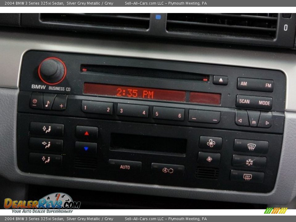 2004 BMW 3 Series 325xi Sedan Silver Grey Metallic / Grey Photo #28