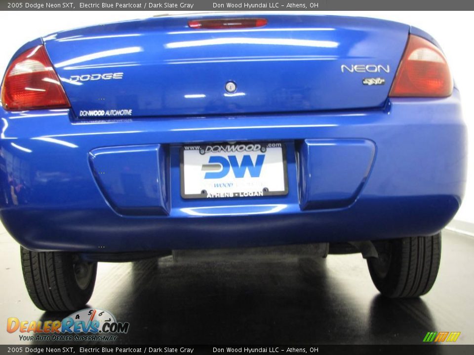 2005 Dodge Neon SXT Electric Blue Pearlcoat / Dark Slate Gray Photo #2