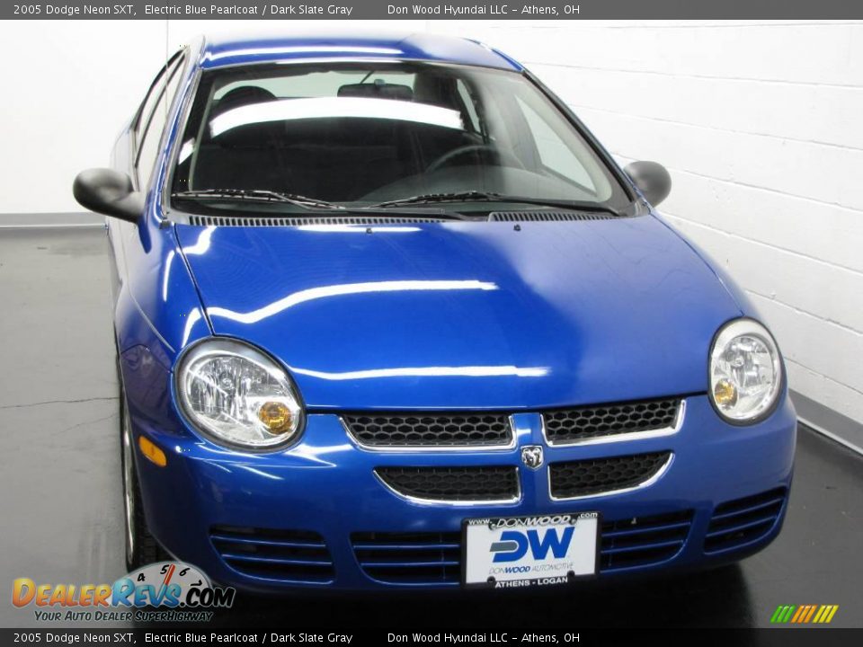 2005 Dodge Neon SXT Electric Blue Pearlcoat / Dark Slate Gray Photo #3