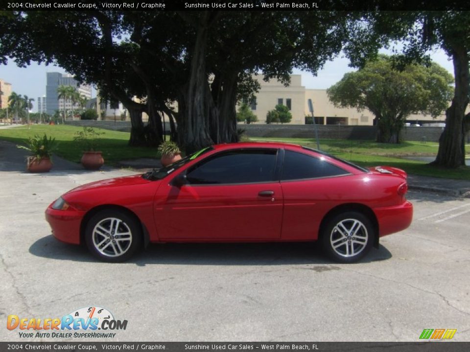 2004 Chevrolet Cavalier Coupe Victory Red / Graphite Photo #2
