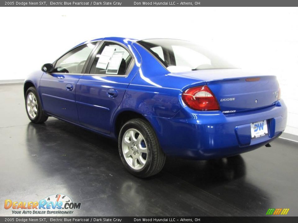 2005 Dodge Neon SXT Electric Blue Pearlcoat / Dark Slate Gray Photo #5