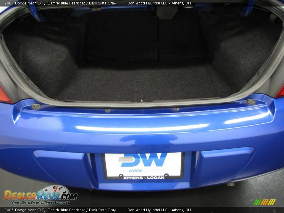 2005 Dodge Neon SXT Electric Blue Pearlcoat / Dark Slate Gray Photo #8