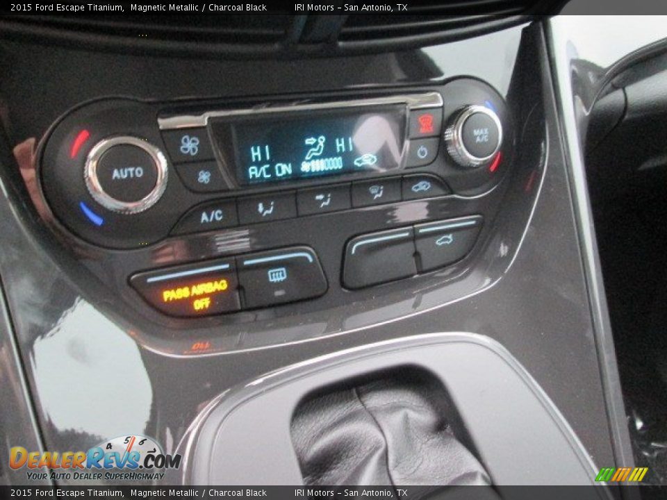2015 Ford Escape Titanium Magnetic Metallic / Charcoal Black Photo #33