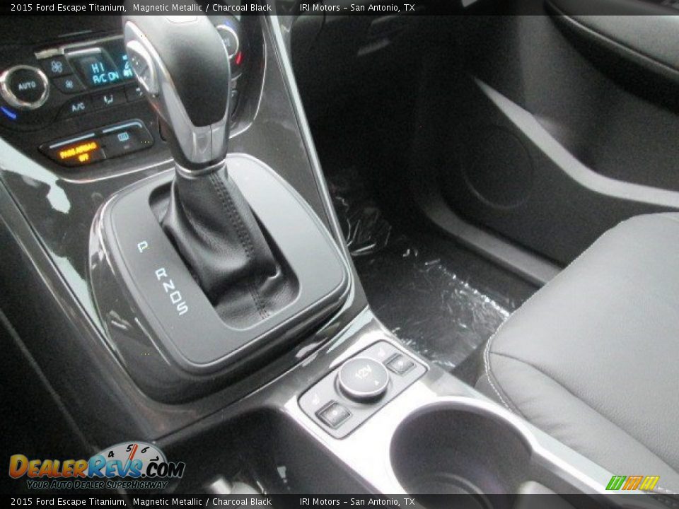 2015 Ford Escape Titanium Magnetic Metallic / Charcoal Black Photo #34