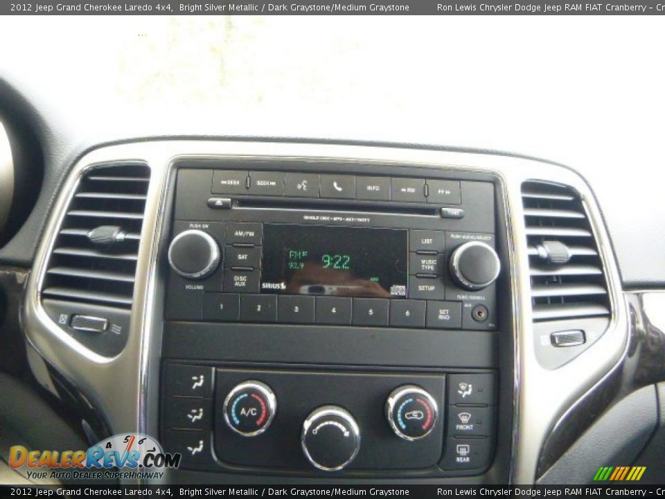 2012 Jeep Grand Cherokee Laredo 4x4 Bright Silver Metallic / Dark Graystone/Medium Graystone Photo #17