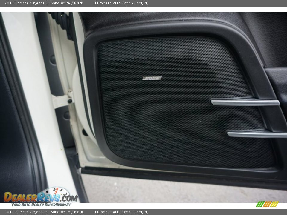 2011 Porsche Cayenne S Sand White / Black Photo #19