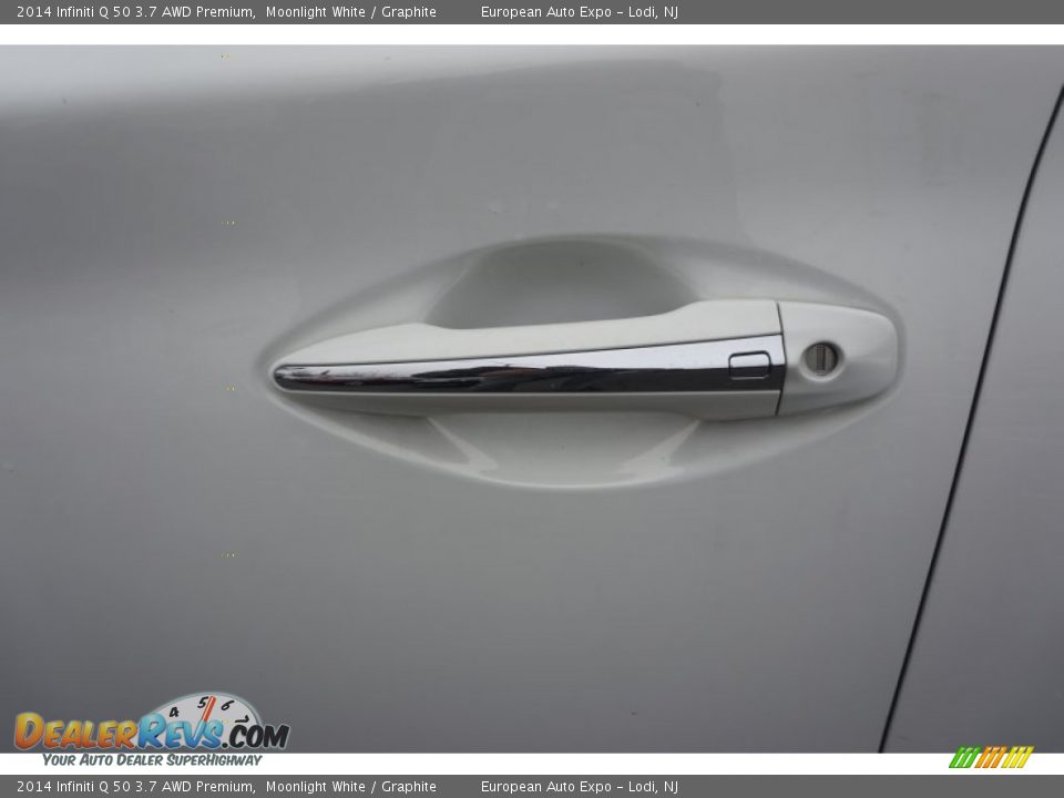 2014 Infiniti Q 50 3.7 AWD Premium Moonlight White / Graphite Photo #20
