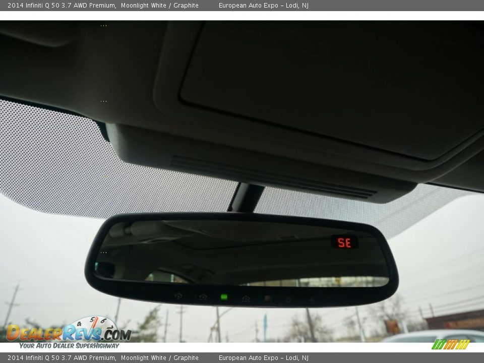 2014 Infiniti Q 50 3.7 AWD Premium Moonlight White / Graphite Photo #29