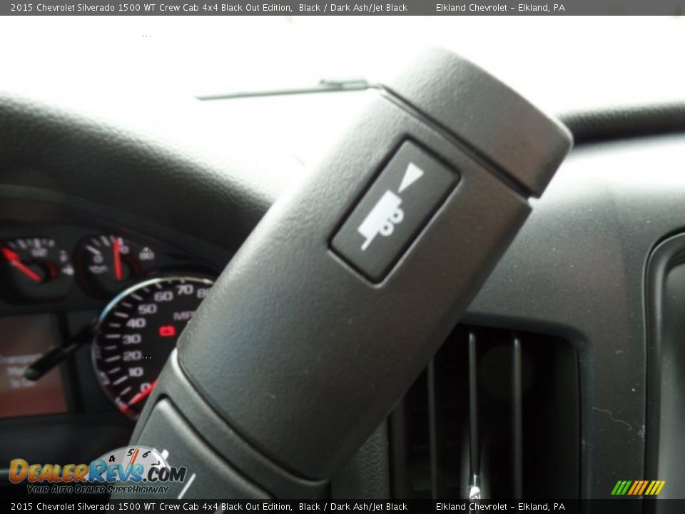 2015 Chevrolet Silverado 1500 WT Crew Cab 4x4 Black Out Edition Shifter Photo #36