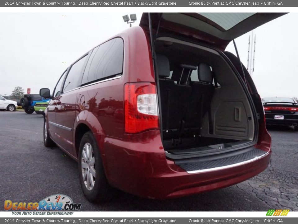 2014 Chrysler Town & Country Touring Deep Cherry Red Crystal Pearl / Black/Light Graystone Photo #15