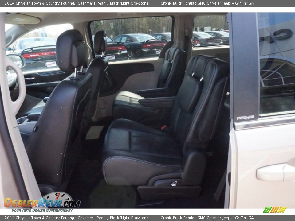 2014 Chrysler Town & Country Touring Cashmere Pearl / Black/Light Graystone Photo #11