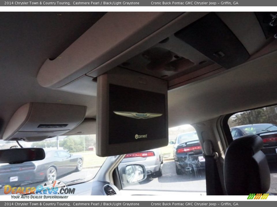 2014 Chrysler Town & Country Touring Cashmere Pearl / Black/Light Graystone Photo #13