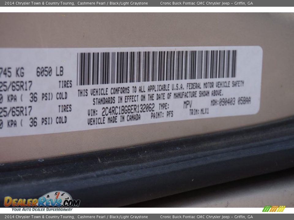 2014 Chrysler Town & Country Touring Cashmere Pearl / Black/Light Graystone Photo #25