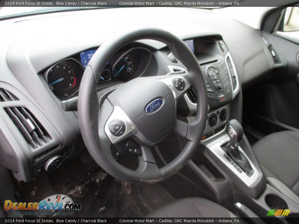 2014 Ford Focus SE Sedan Blue Candy / Charcoal Black Photo #9