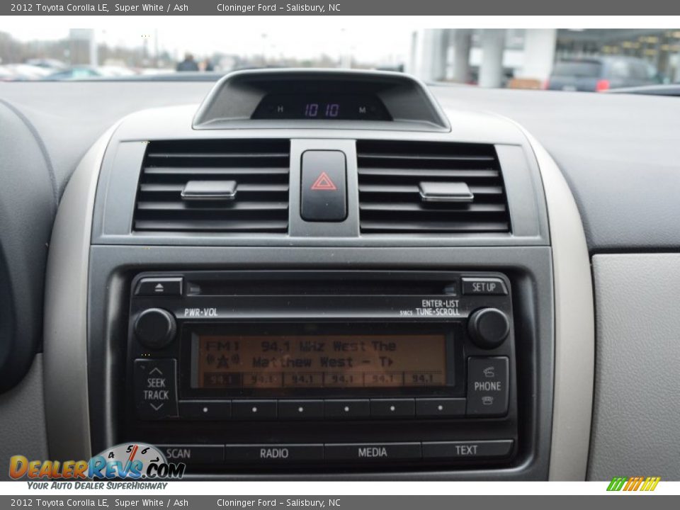 2012 Toyota Corolla LE Super White / Ash Photo #18