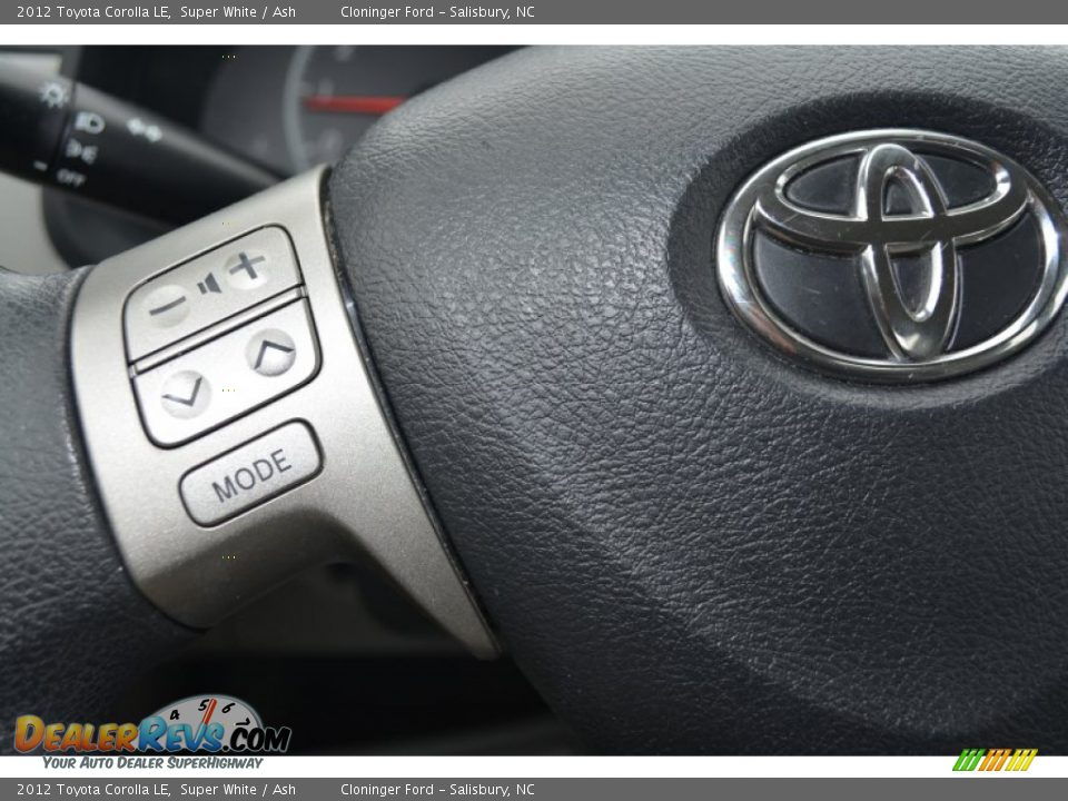 2012 Toyota Corolla LE Super White / Ash Photo #21
