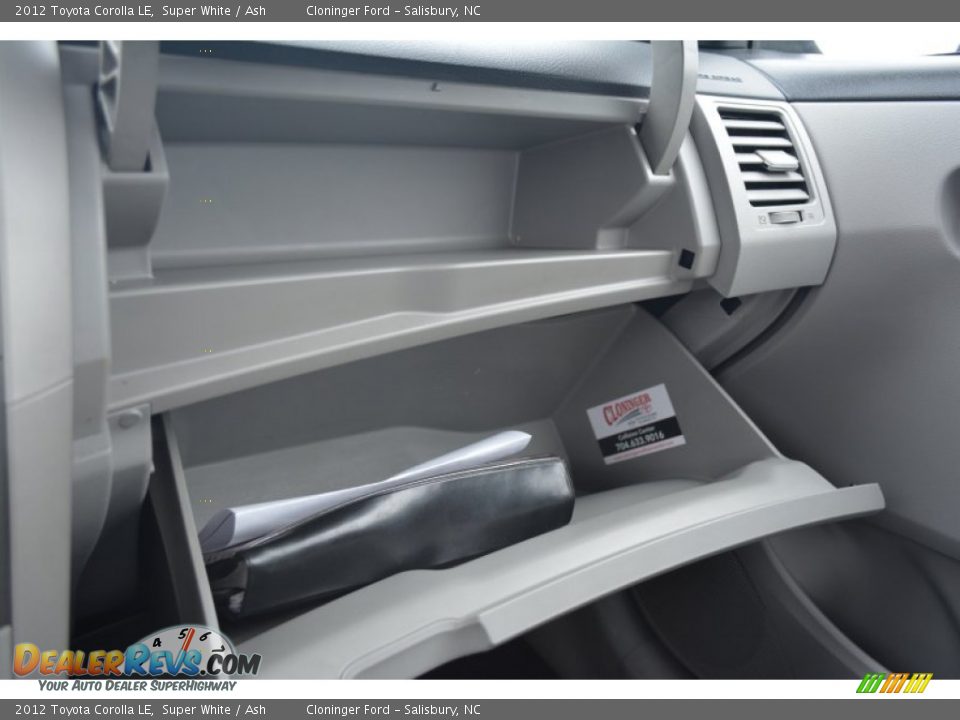 2012 Toyota Corolla LE Super White / Ash Photo #25