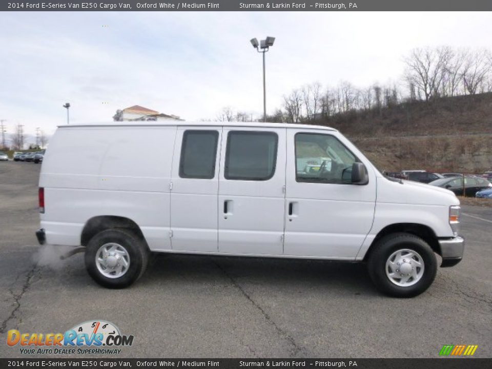 2014 Ford E-Series Van E250 Cargo Van Oxford White / Medium Flint Photo #2