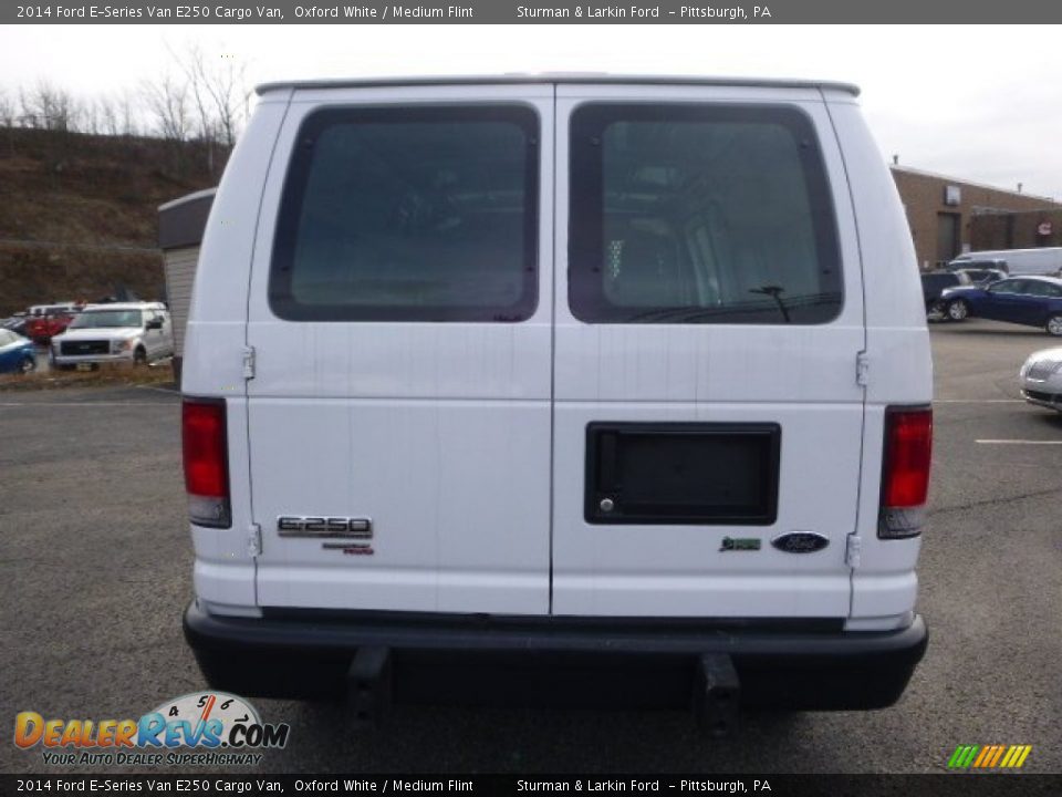 2014 Ford E-Series Van E250 Cargo Van Oxford White / Medium Flint Photo #4