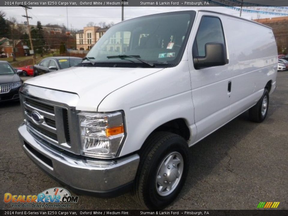 2014 Ford E-Series Van E250 Cargo Van Oxford White / Medium Flint Photo #5