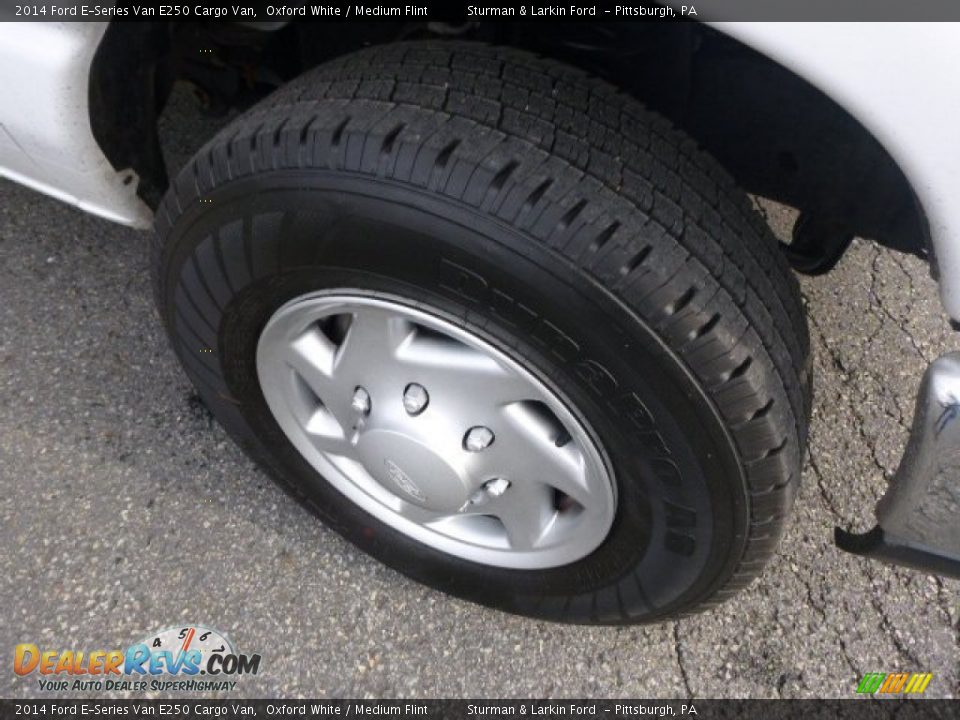 2014 Ford E-Series Van E250 Cargo Van Oxford White / Medium Flint Photo #7