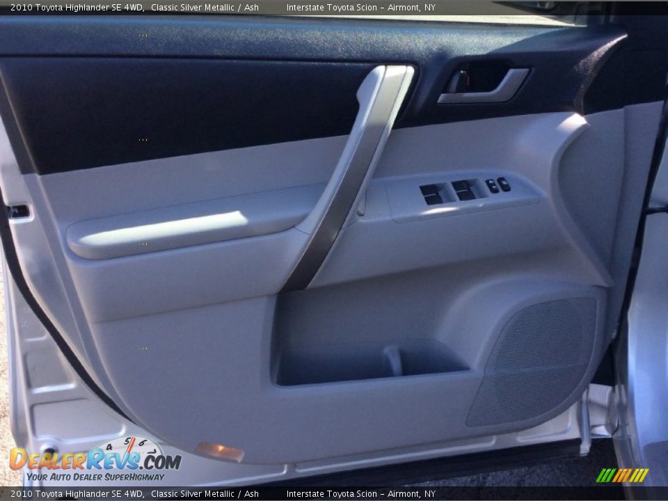 2010 Toyota Highlander SE 4WD Classic Silver Metallic / Ash Photo #7