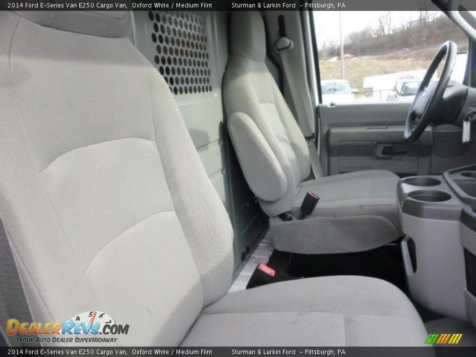 2014 Ford E-Series Van E250 Cargo Van Oxford White / Medium Flint Photo #8