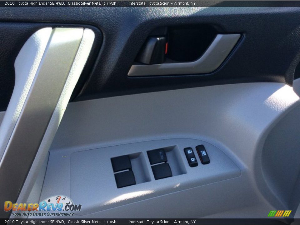 2010 Toyota Highlander SE 4WD Classic Silver Metallic / Ash Photo #8