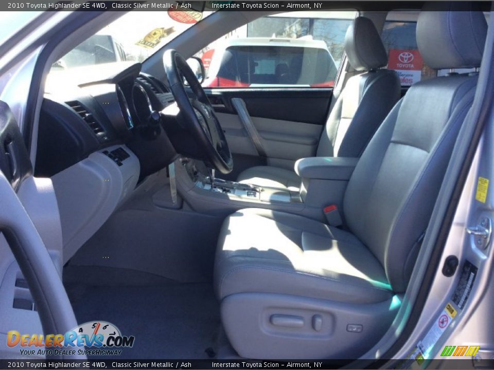 2010 Toyota Highlander SE 4WD Classic Silver Metallic / Ash Photo #10