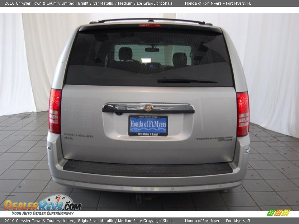 2010 Chrysler Town & Country Limited Bright Silver Metallic / Medium Slate Gray/Light Shale Photo #7