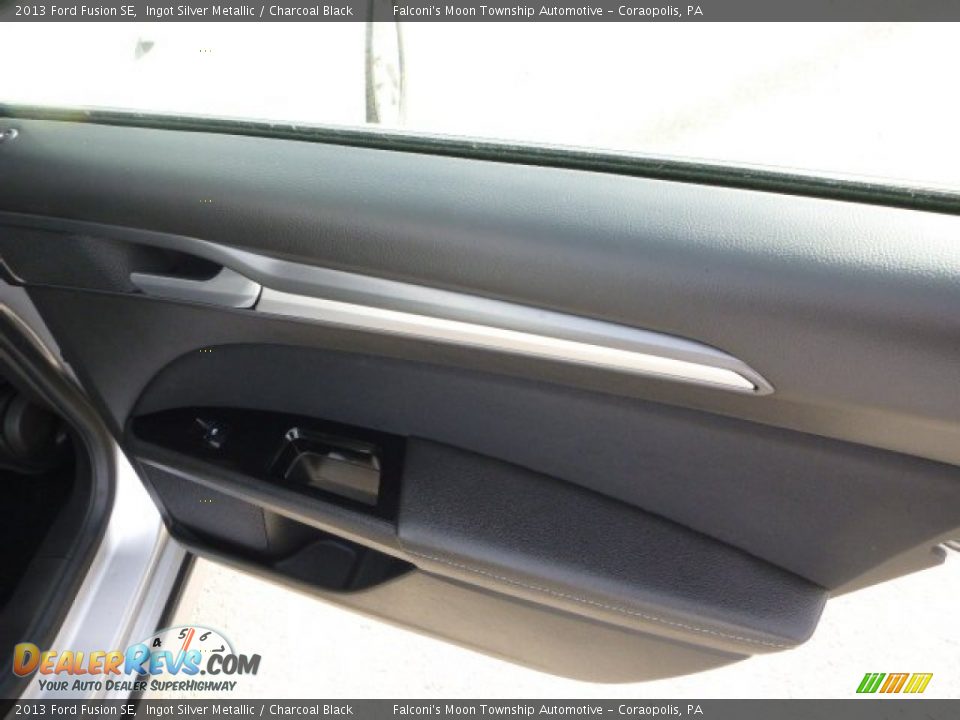 2013 Ford Fusion SE Ingot Silver Metallic / Charcoal Black Photo #15