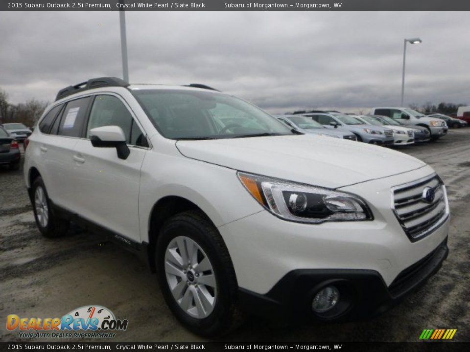 Front 3/4 View of 2015 Subaru Outback 2.5i Premium Photo #1