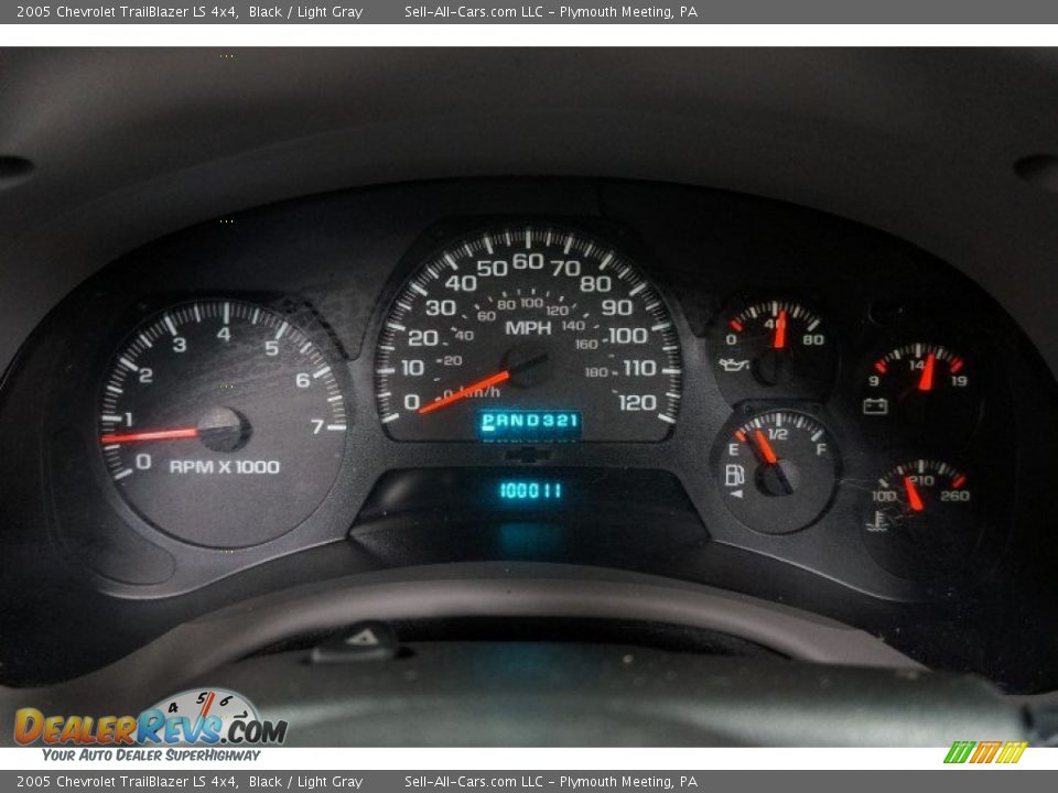 2005 Chevrolet TrailBlazer LS 4x4 Black / Light Gray Photo #26