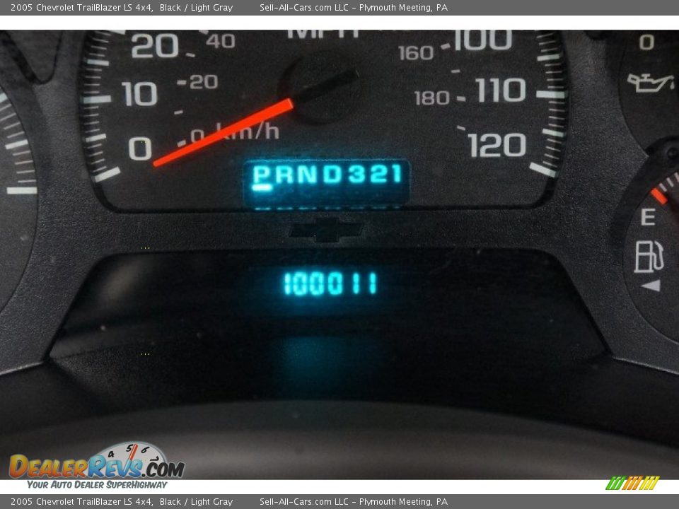 2005 Chevrolet TrailBlazer LS 4x4 Black / Light Gray Photo #27