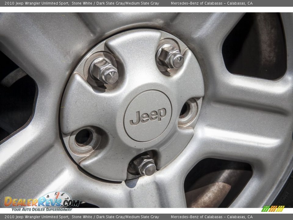 2010 Jeep Wrangler Unlimited Sport Stone White / Dark Slate Gray/Medium Slate Gray Photo #27