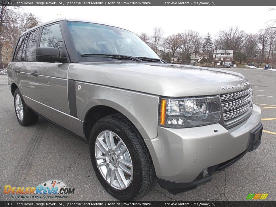 Front 3/4 View of 2010 Land Rover Range Rover HSE Photo #7