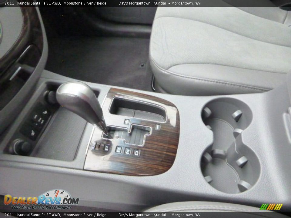 2011 Hyundai Santa Fe SE AWD Moonstone Silver / Beige Photo #36