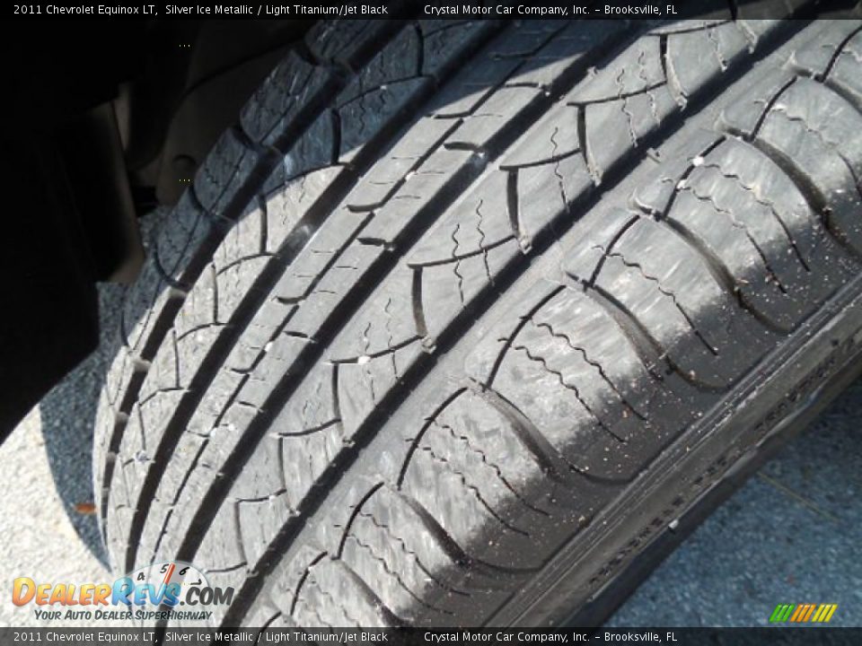 2011 Chevrolet Equinox LT Silver Ice Metallic / Light Titanium/Jet Black Photo #16