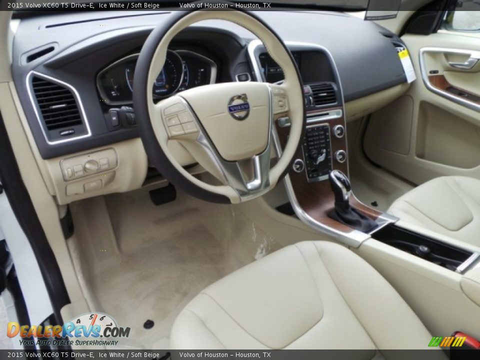 2015 Volvo XC60 T5 Drive-E Ice White / Soft Beige Photo #9