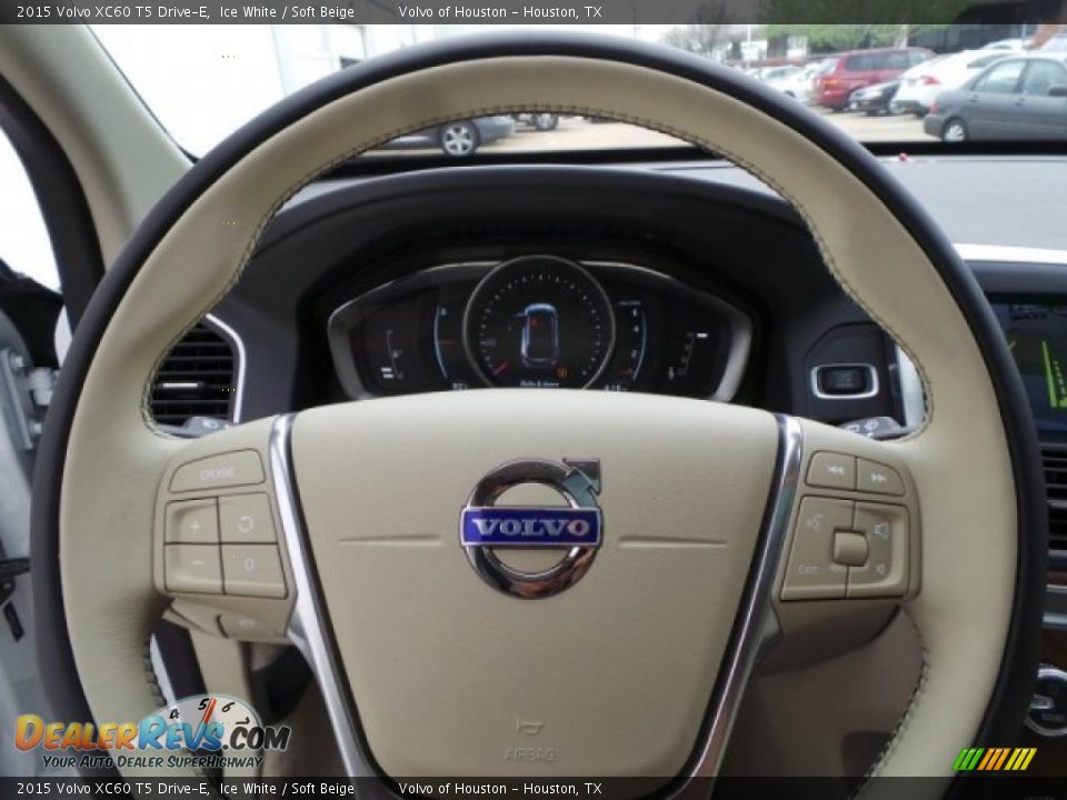 2015 Volvo XC60 T5 Drive-E Ice White / Soft Beige Photo #21