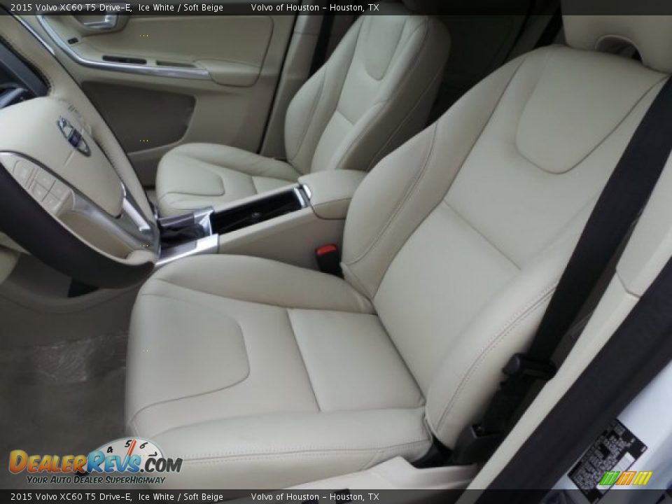 2015 Volvo XC60 T5 Drive-E Ice White / Soft Beige Photo #10