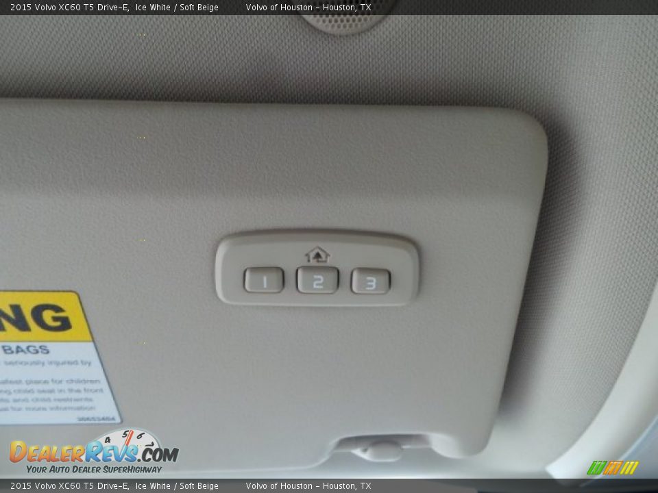 2015 Volvo XC60 T5 Drive-E Ice White / Soft Beige Photo #15