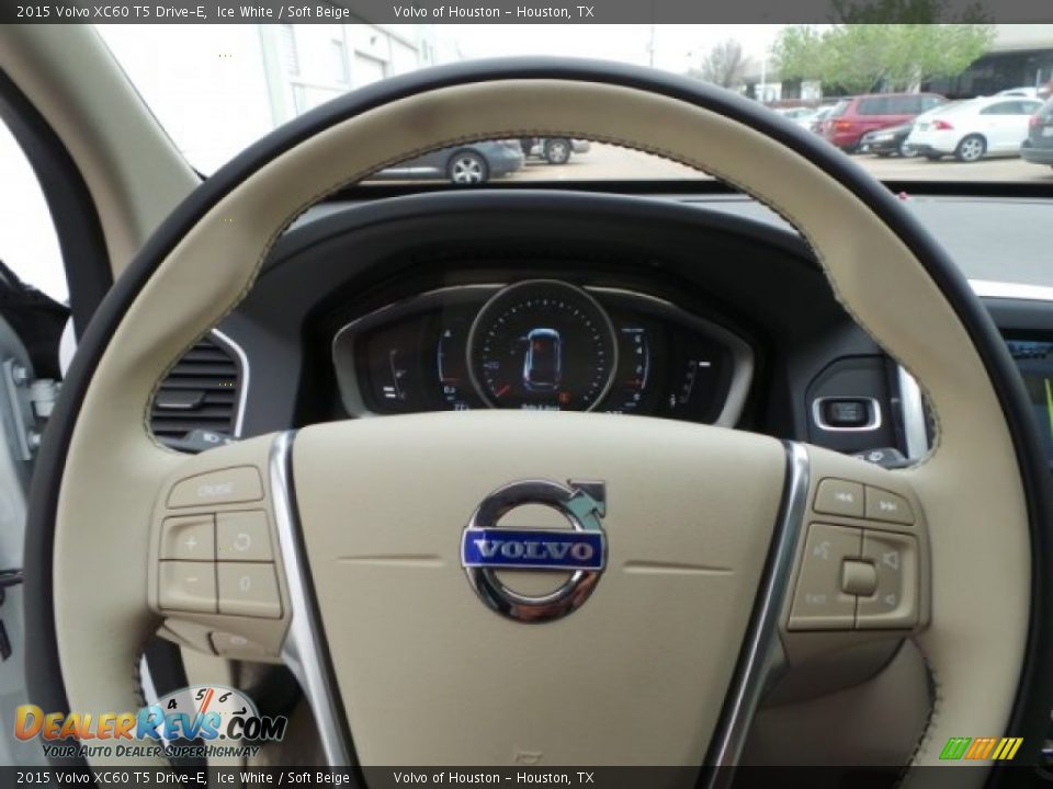 2015 Volvo XC60 T5 Drive-E Ice White / Soft Beige Photo #21